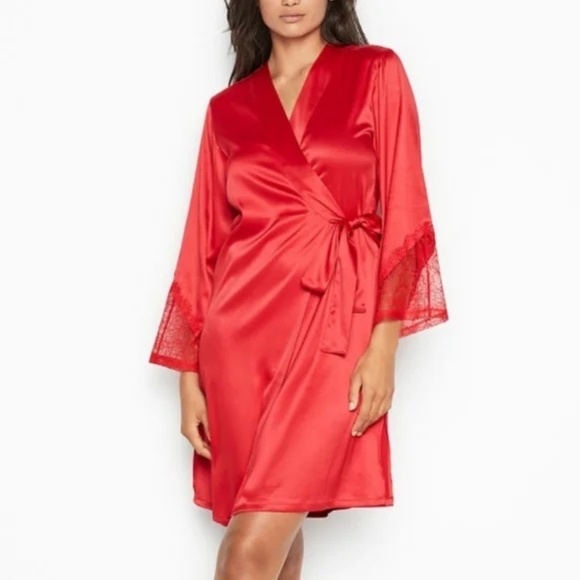 VS VICTORIA’S SECRET Red Satin Chantilly Lace Robe Valentine's Day X-Small Small - Picture 1 of 15